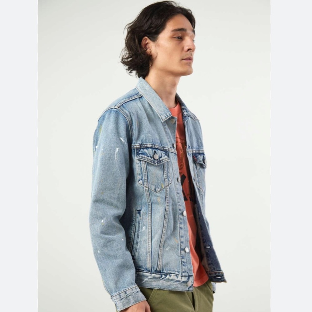 Levi’s | NWT Paint Splatter Denim Jean Jacket Medium Vintage Trucker Relaxed Fit
